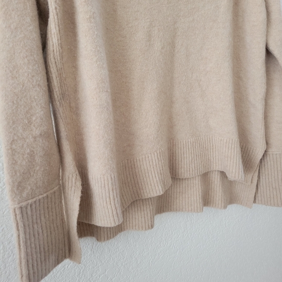 J. Crew Wool Blend V-neck Sweater S - Picture 4 of 10